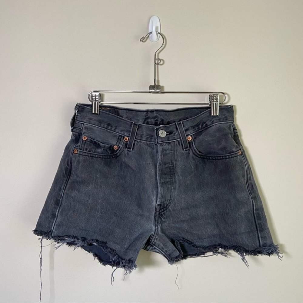 Levi’s 501 Jean Cut Off Shorts Black Size Men's 29 Fits Like a Small